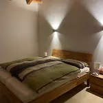 Dachgeschosswohnung Mit Traumhaftem Zugspitzblick Bei Garmisch شقة