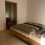 Apartment Dachgeschosswohnung Mit Traumhaftem Zugspitzblick Bei Garmisch Farchant