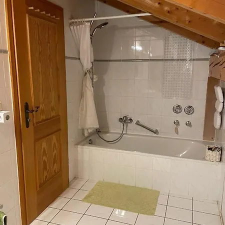 Dachgeschosswohnung Mit Traumhaftem Zugspitzblick Bei Garmisch Appartamento Farchant